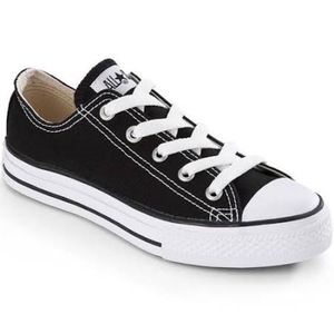 CONVERSE chuck Taylors NEVER BEEN WORN